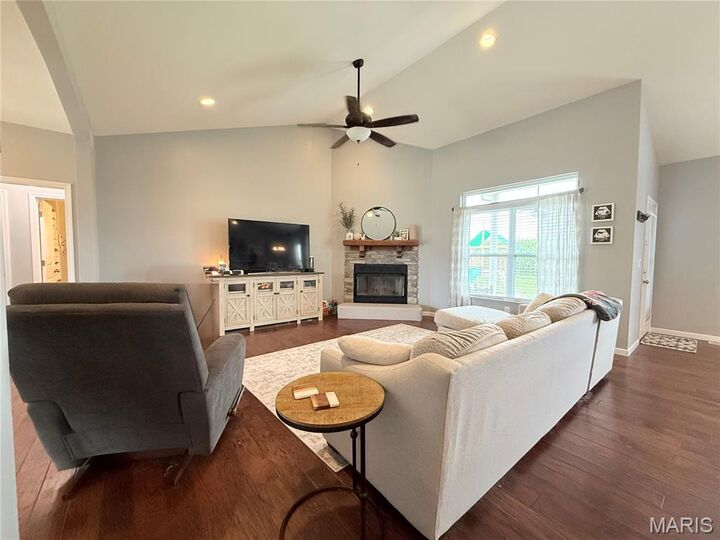 Property Photo:  268 Gabrielle Circle  IL 62010 