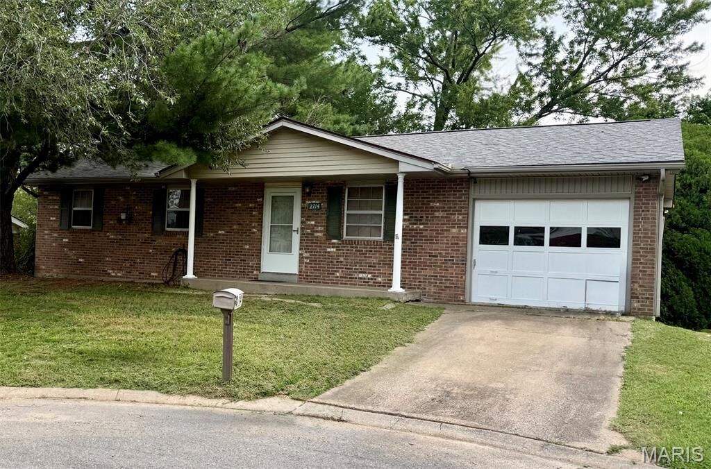 Property Photo:  2714 Luce Street  MO 63701 