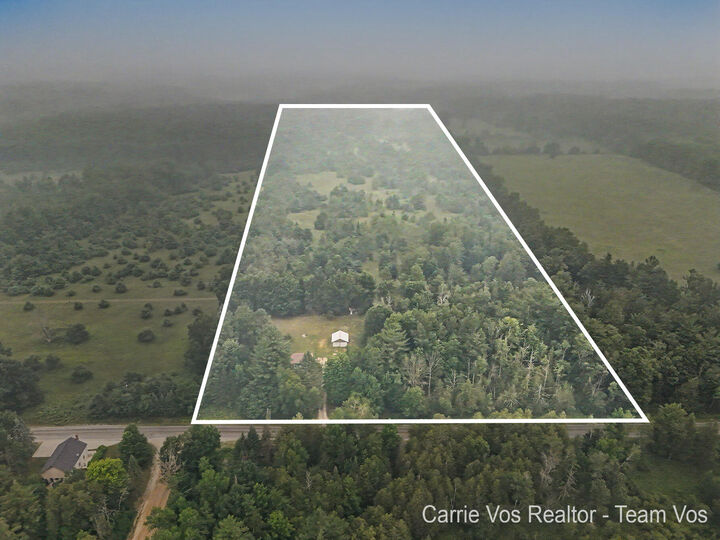 Property Photo: 3251 E 46 Road MI 49601