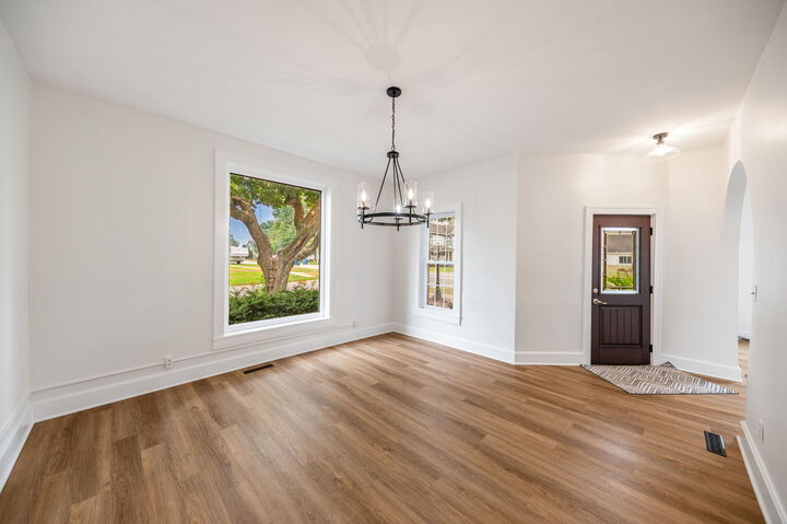 Property Photo:  204 W Main Street  IL 60951 