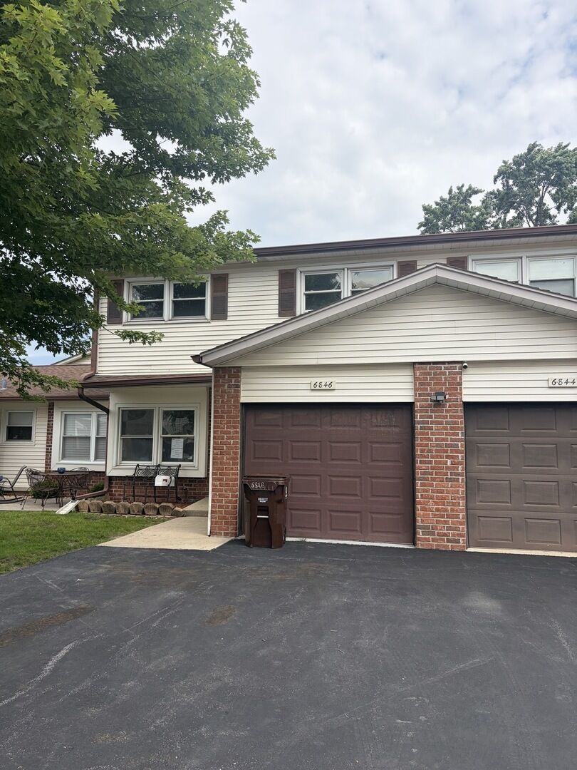 Property Photo:  6846 Sussex Road  IL 60477 