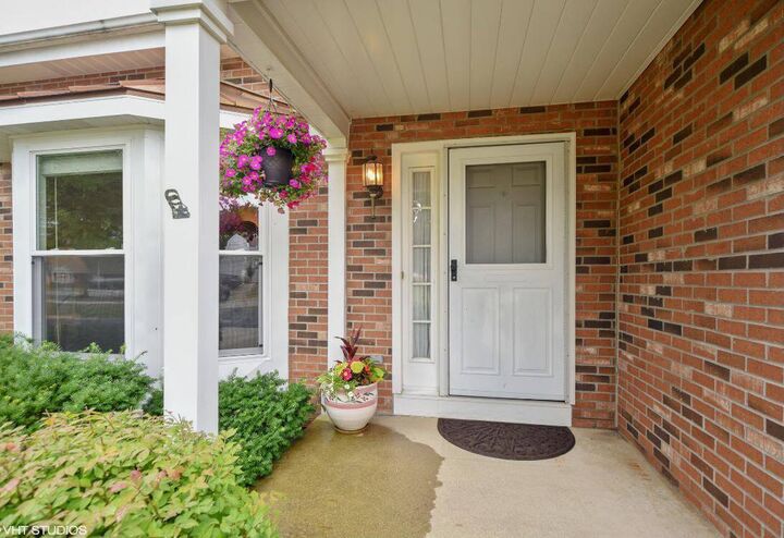 Property Photo:  1384 Marble Hill Drive  IL 60047 