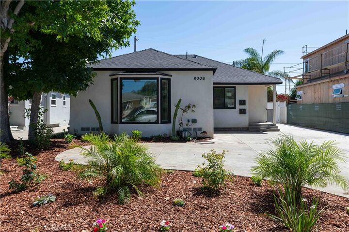 Property Photo:  8006 Glider Avenue  CA 90045 