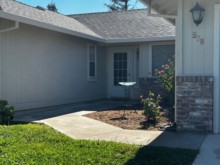 Property Photo: 568 Ewell Court CA 95632