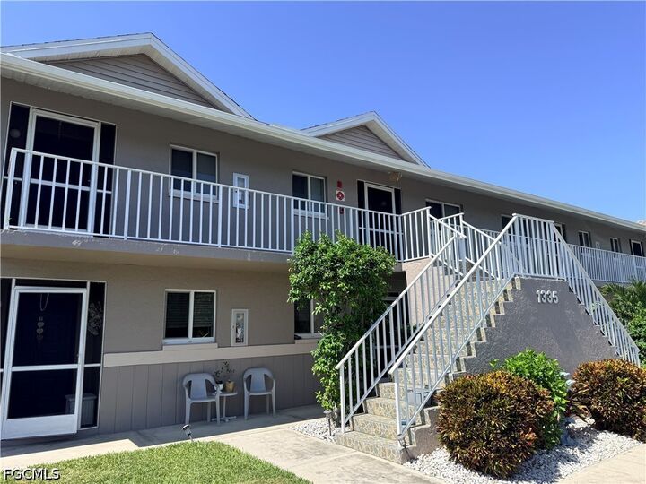 Property Photo:  1339 SE 46th Lane 8  FL 33904 