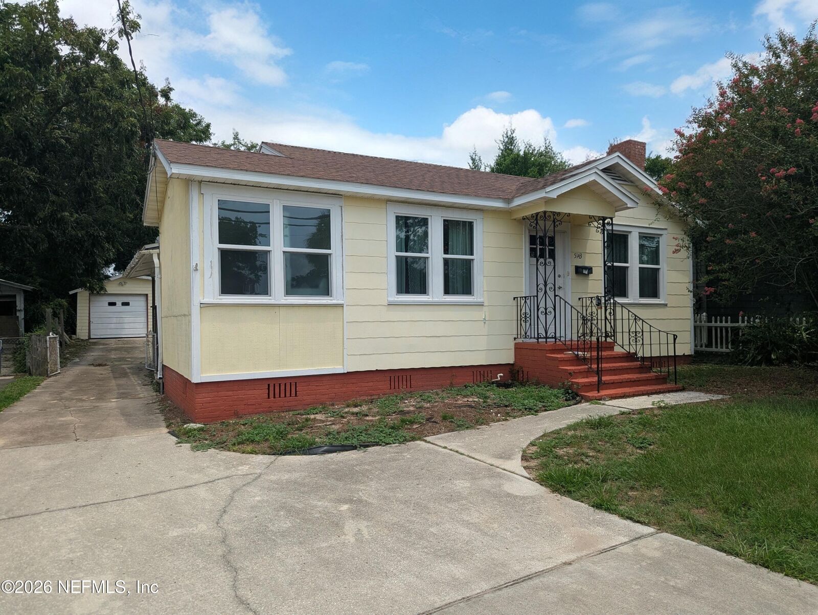 Property Photo: 5143 Palmer Avenue FL 32210