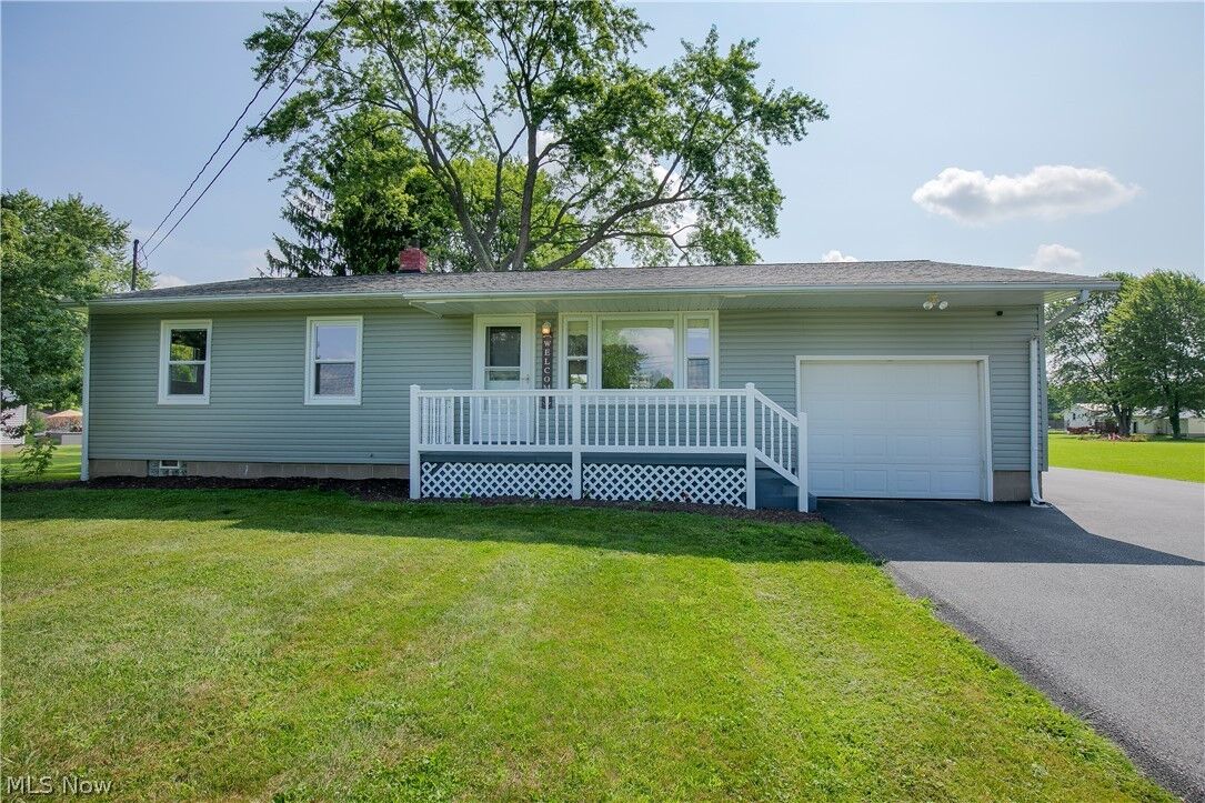 Property Photo:  4310 Ridge Road  OH 44410 
