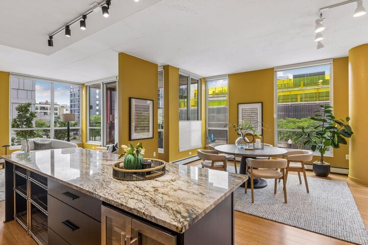 Property Photo:  901 S 2nd Street 207  MN 55415 