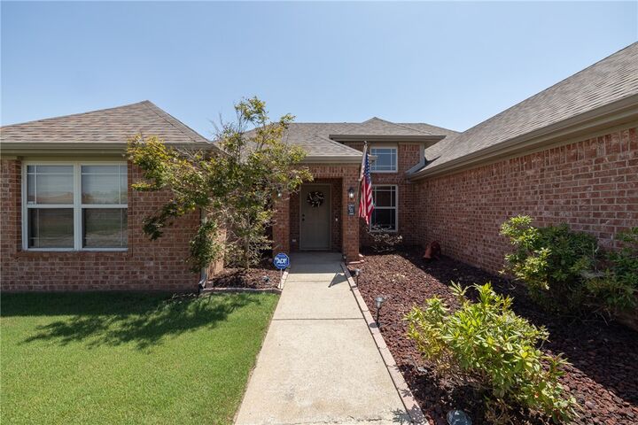 Property Photo: 330 Beasley Drive AR 72719