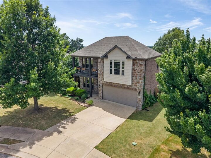 Property Photo:  1402 Gooseneck Lane  AR 72718 