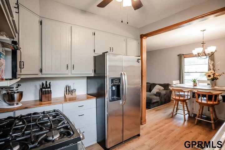 Property Photo:  2131 S 38th Avenue  NE 68105 
