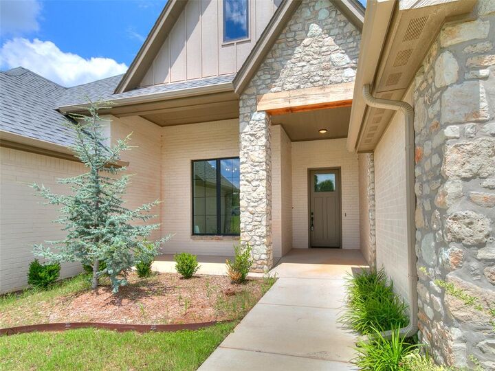 Property Photo:  2263 Winter Creek Boulevard  OK 73010 