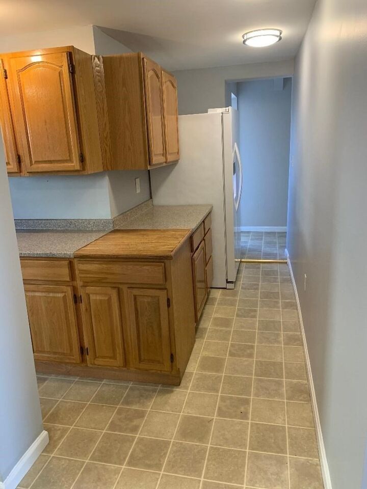 Property Photo:  34 Shamrock Street 2  MA 01605 