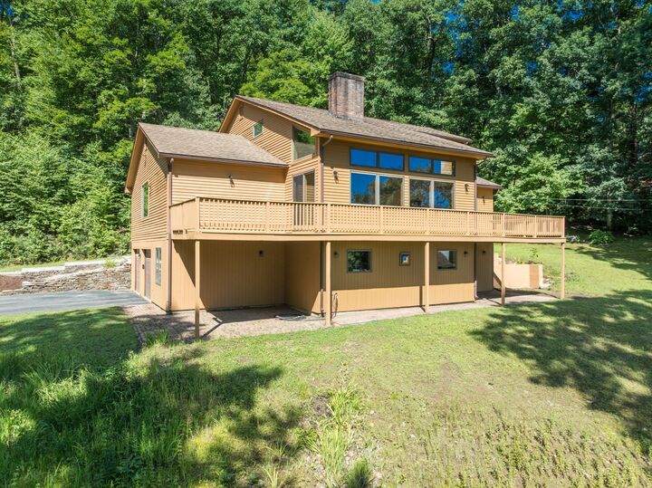 Property Photo: 35 Old Stagecoach Dr MA 01057