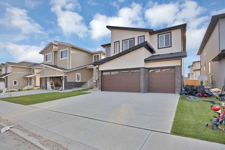 Property Photo: 506 Waterford Rise AB T1X 3B5