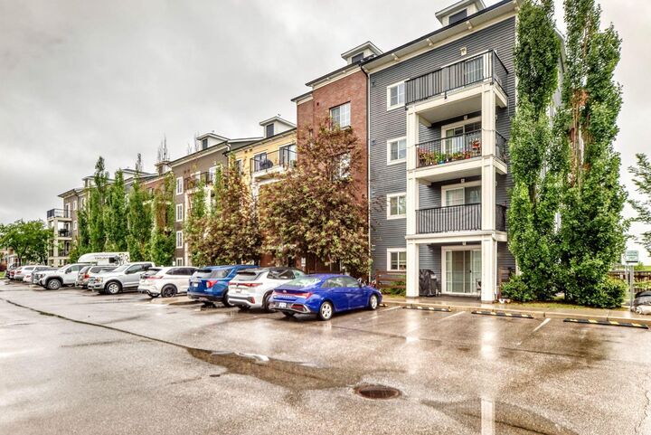 Property Photo: 755 Copperpond Boulevard SE 4310 AB T2Z 4R2