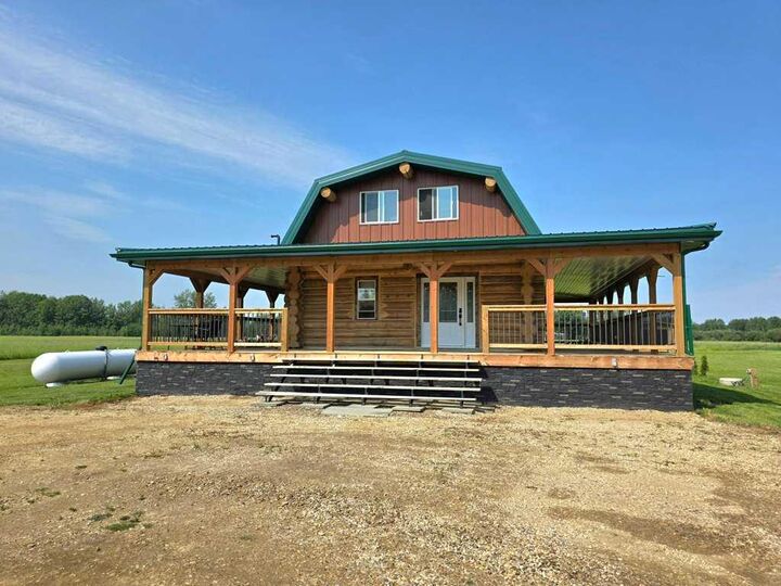 Property Photo:  73430 Range Road 102  AB T0G 1K0 