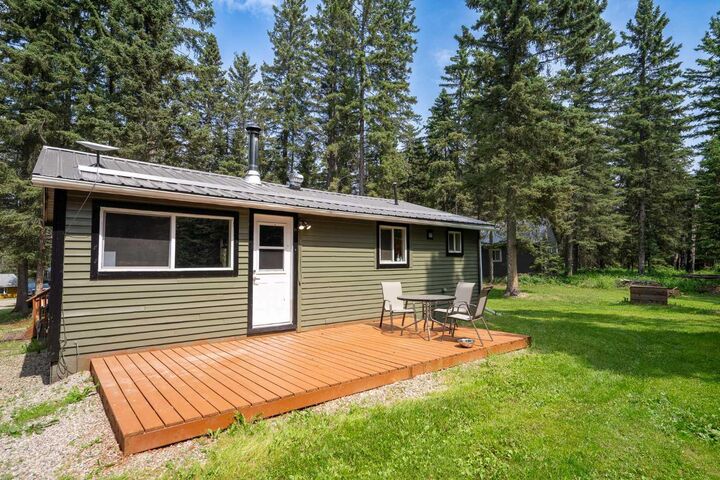 Property Photo:  125 Eagle Ridge Drive  AB T0M 0M0 