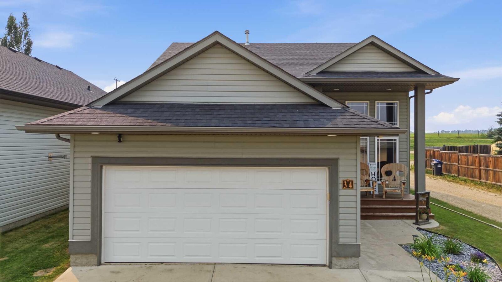 Property Photo: 34 Wilkinson Circle AB T4S 2N8