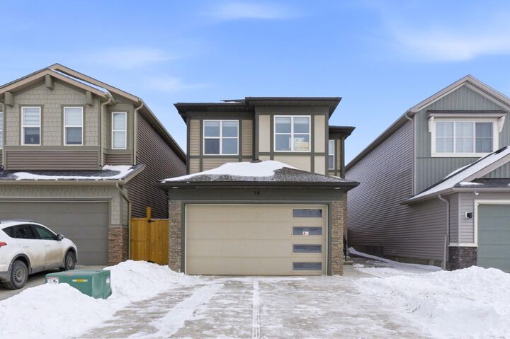 14 Belvedere Point SE — photo 1