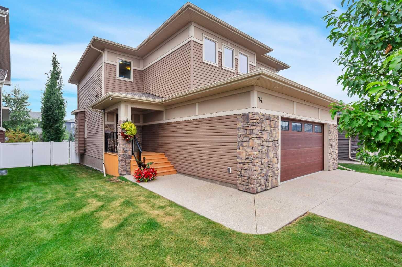 Property Photo:  74 Lazaro Close  AB T4R 0R8 