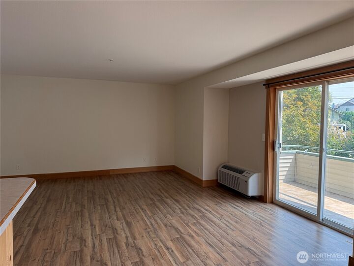 Property Photo:  667  4th Street NE L301  WA 98802 