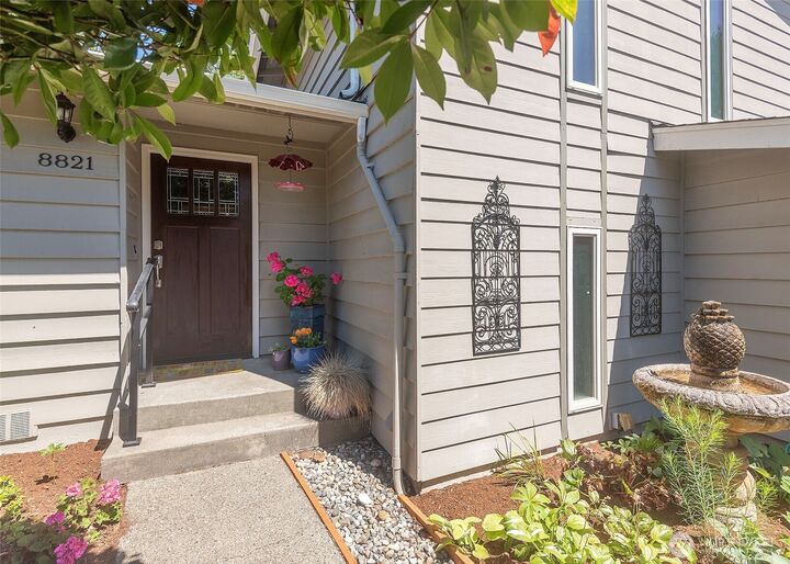 Property Photo: 8821 221st Place SW WA 98026