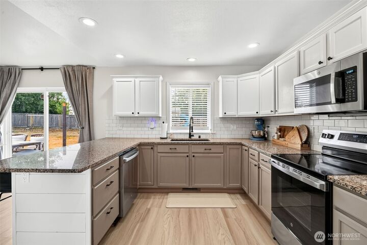 Property Photo:  1400  Frog Hollow Lane  WA 98589 