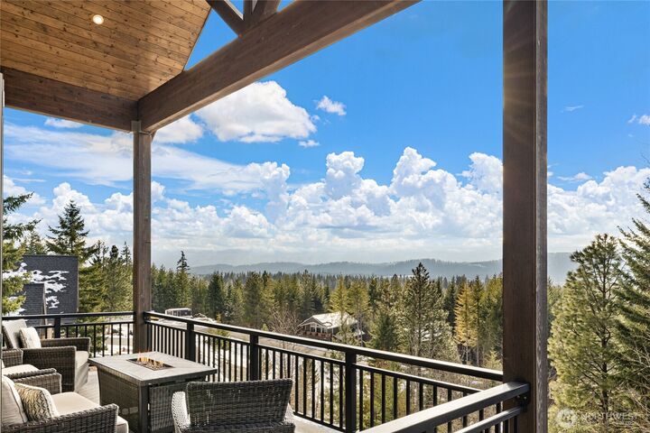 Property Photo:  570  Paintbrush Lane  WA 98940 