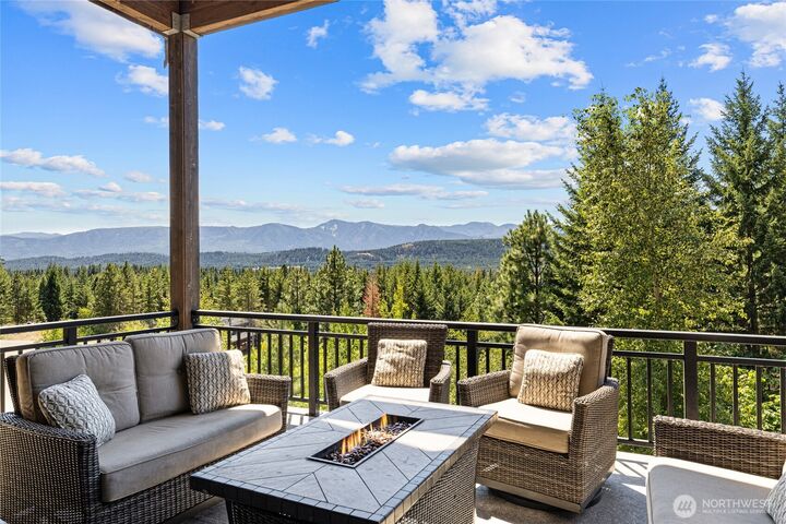 Property Photo: 570 Paintbrush Lane WA 98940