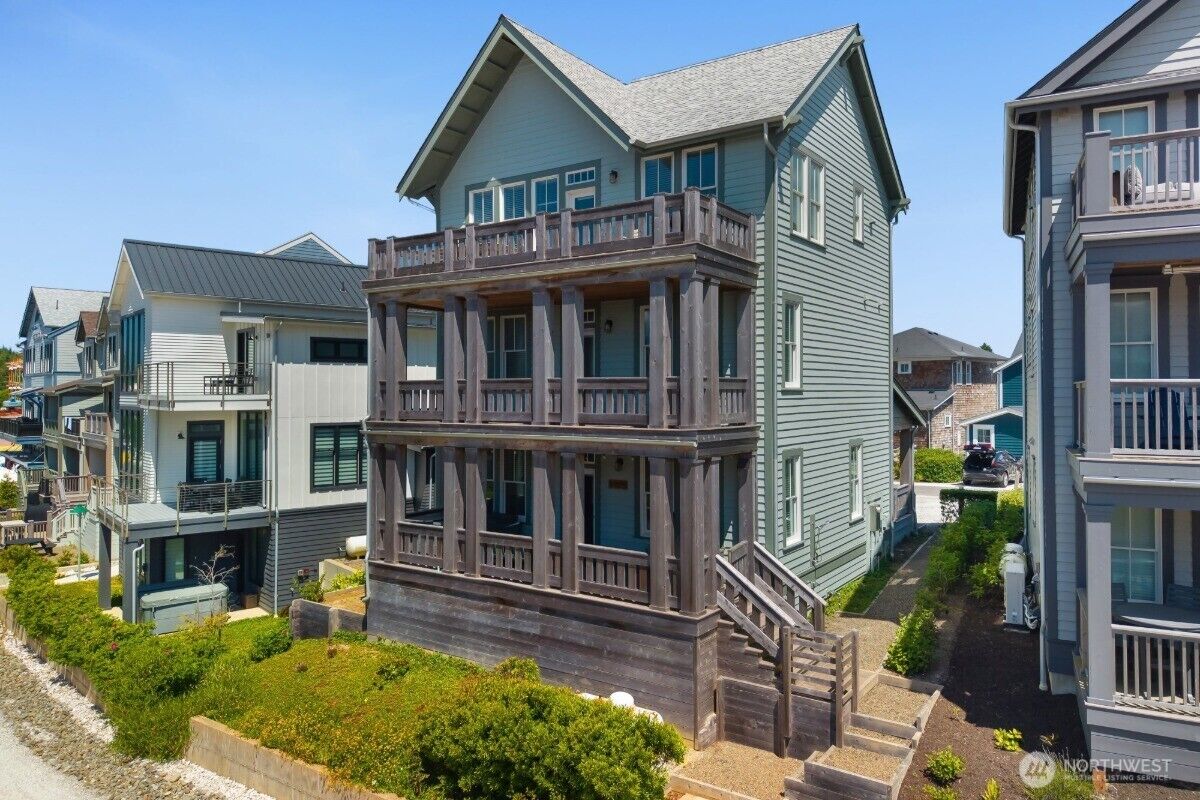 Property Photo:  32  Ocean Tide Lane  WA 98571 
