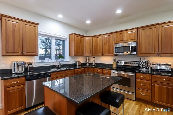 Property Photo:  405 Washington Drive  CT 06762 
