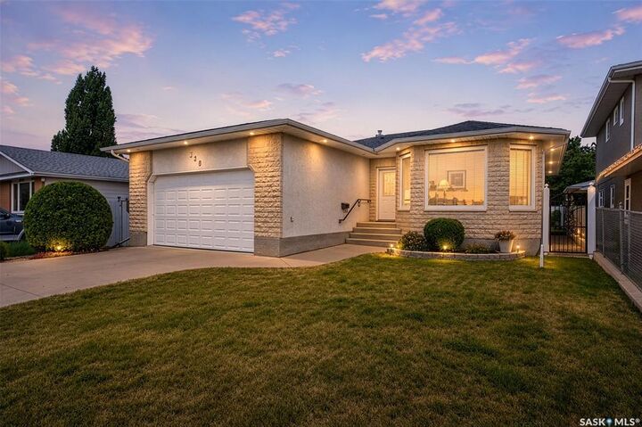 Property Photo: 138 Athabasca Street W SK S6H 2B7