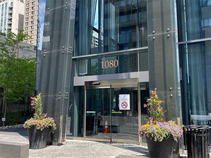 Property Photo:  1080 Bay Street 4006  ON M5S 0A5 