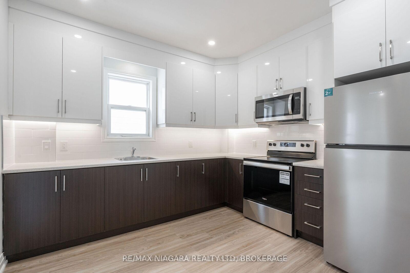 Property Photo: 237 Church Street N 1 ON L2R 3E8