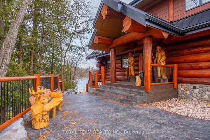 Property Photo:  206 Dunfords Lane  ON K0L 1Z0 
