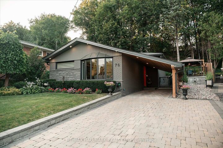 Property Photo:  76 Felicity Drive  ON M1H 1E3 