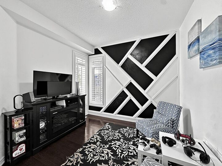 Property Photo:  6 Divinity Circle  ON L7A 3Y4 