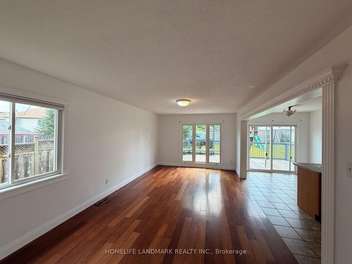 Property Photo:  921 Windflower Place  ON N2E 4B3 