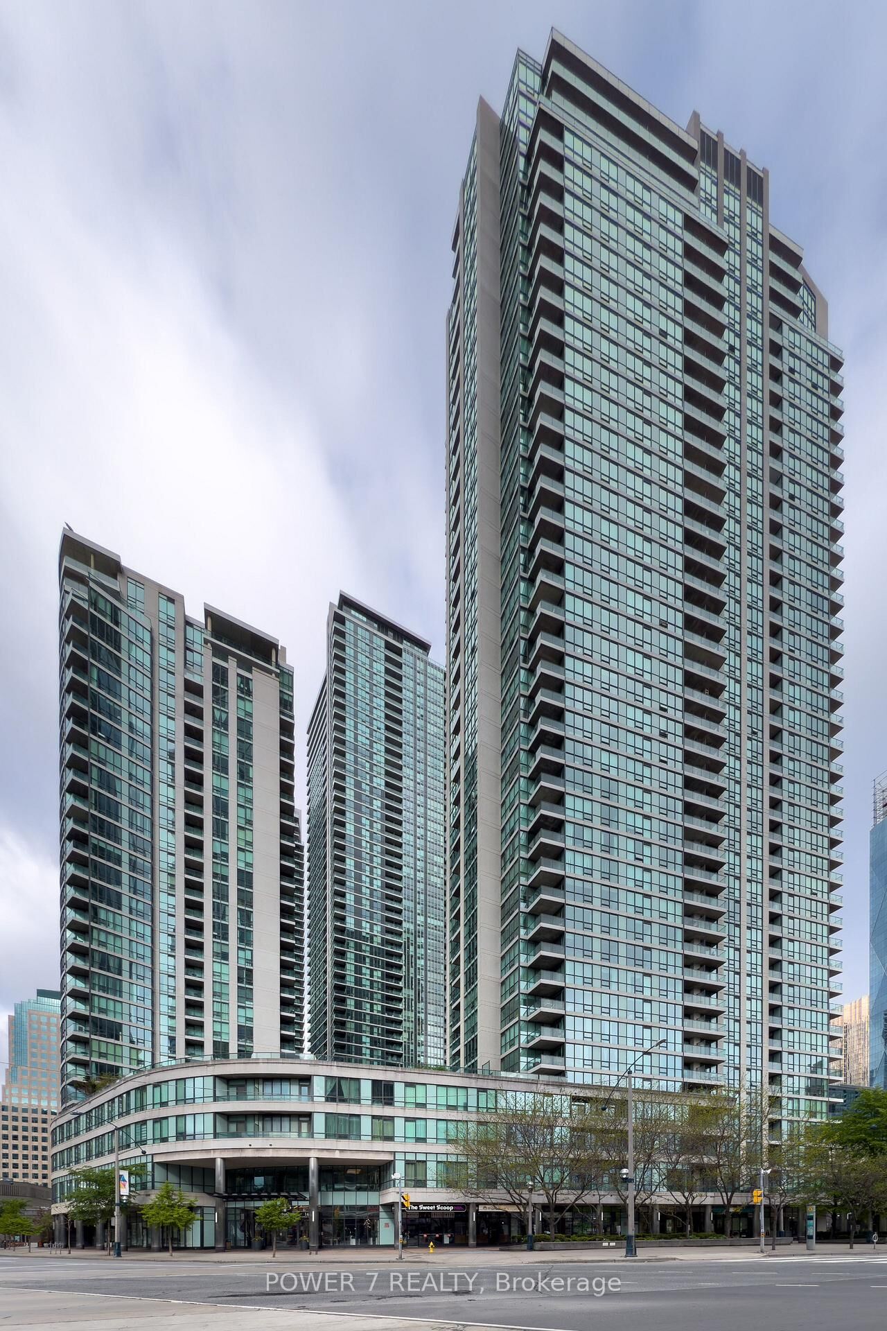 Property Photo:  33 Bay Street 1308  ON M5J 2Z3 