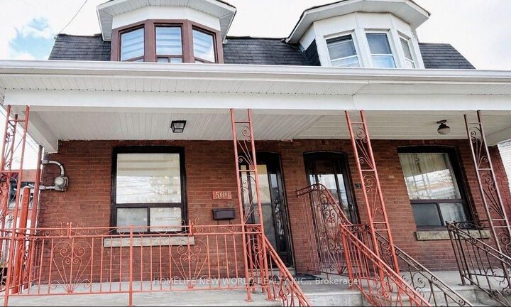 509 Dupont Street — photo 1