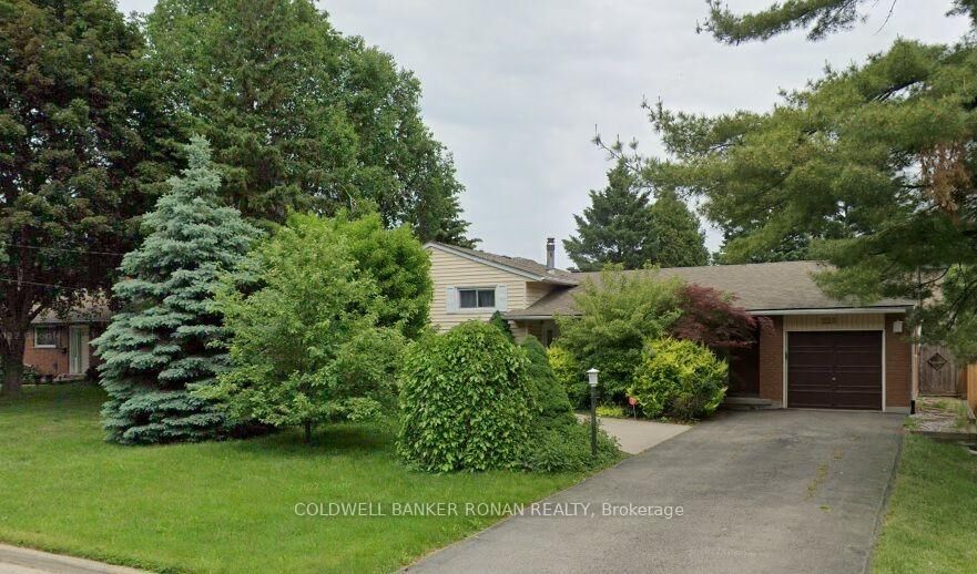 Property Photo:  225 Lime Kiln Road  ON L9G 3A9 
