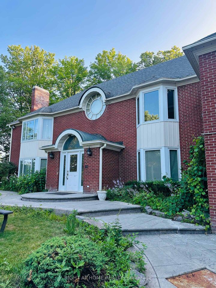 Property Photo: 12 Keily Crescent E ON L7E 0R4