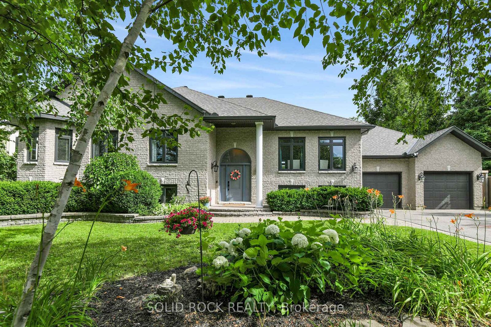 Property Photo: 7040 Donwel Drive ON K4P 1M7