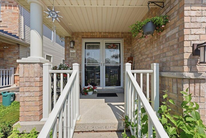 Property Photo: 17 White Crescent ON L4N 5Z9