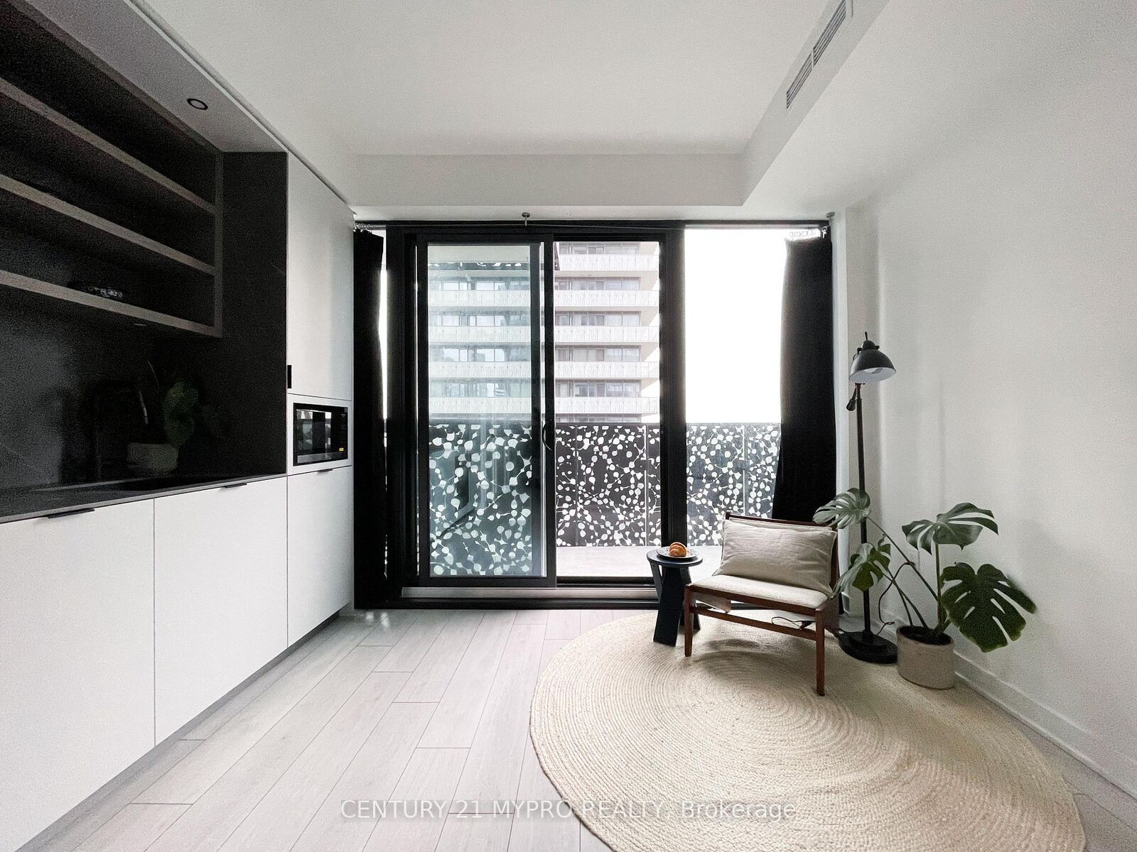 Property Photo:  55 Charles Street E 2111  ON M4Y 0J1 