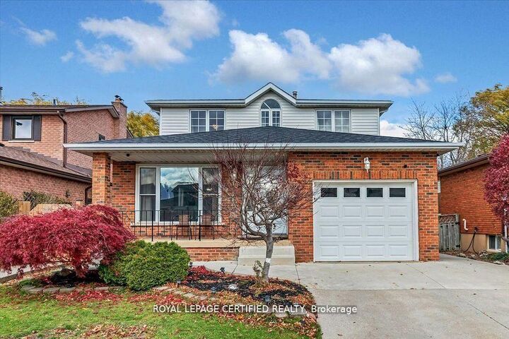 Property Photo: 35 Trenholme Crescent ON L8W 2L4