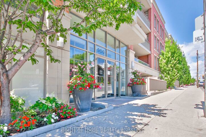 900 Mount Pleasant Road 327 — photo 1