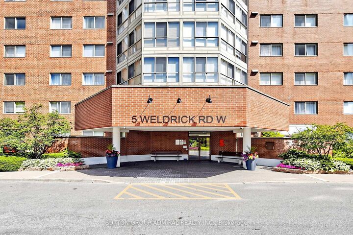 Property Photo: 5 Weldrick Road W 208 ON L4C 8S9