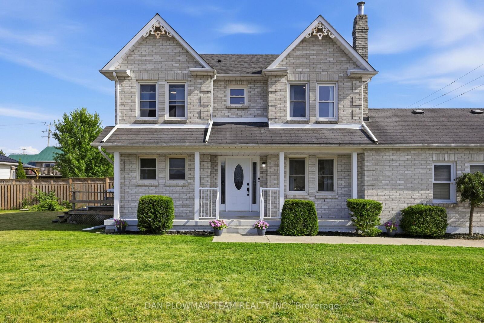 Property Photo:  7 Spruce Street  ON K0L 2V0 